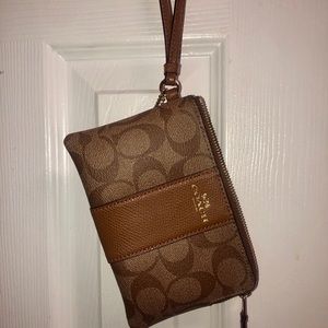 NWT Coach wristlet